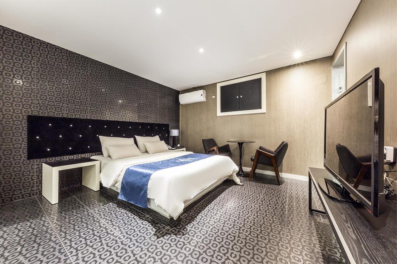 Cheonho Hotel The Blue 首爾 外观 照片